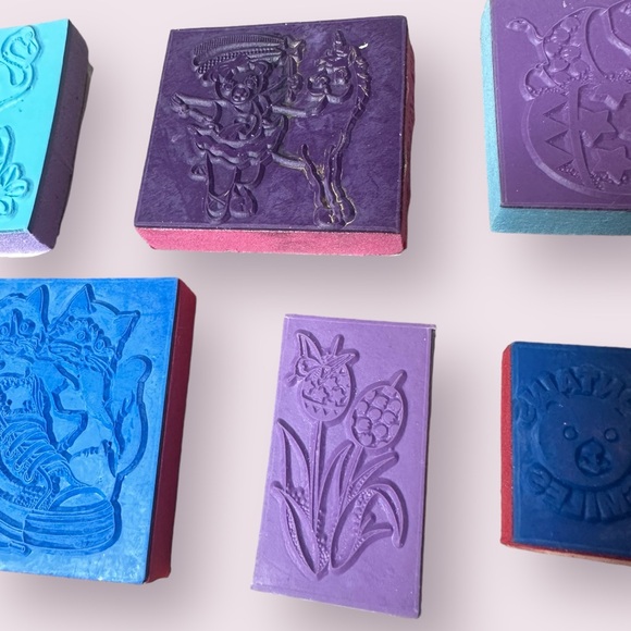 Lisa Frank Vintage Foam Stamps Set Of 30 Card Making Scrapbooking Junk Journals - Picture 13 of 14